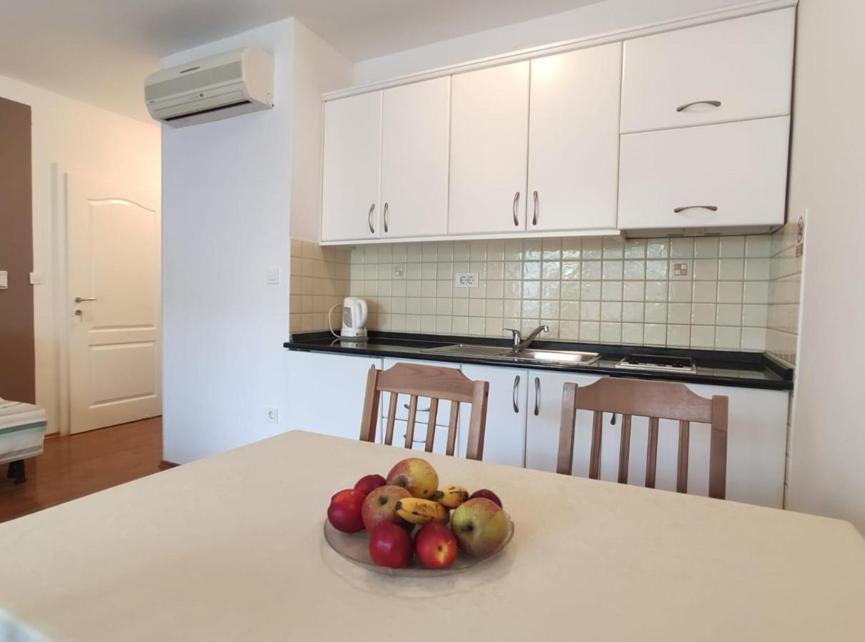 Ivana Apartman 2 Crikvenica Ngoại thất bức ảnh
