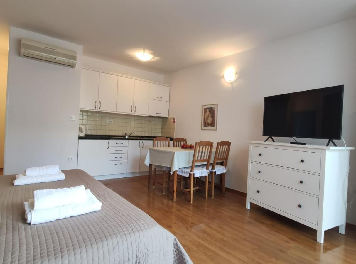 Ivana Apartman 2 Crikvenica Ngoại thất bức ảnh